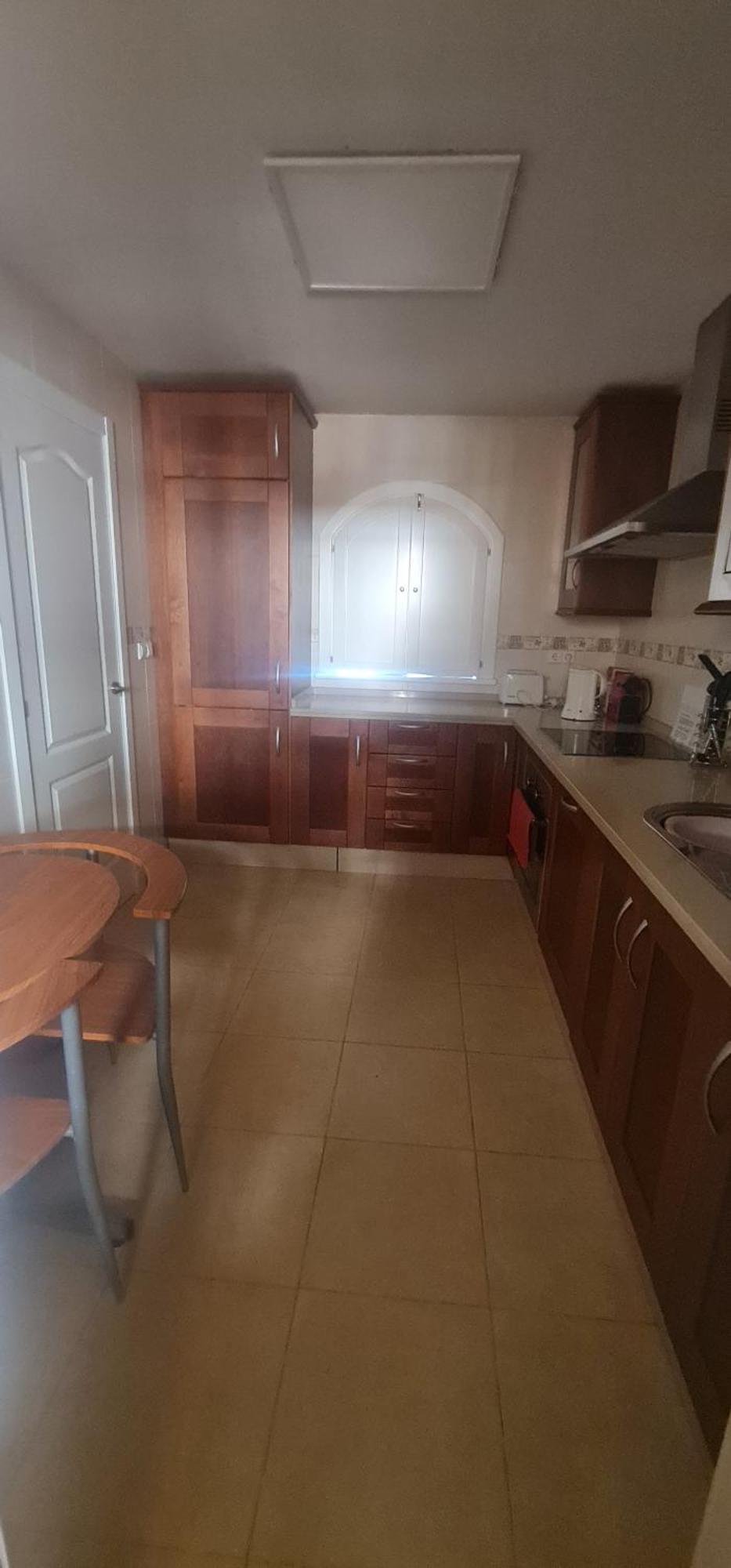 Luxury Two Bedroom In Quiet Neighborhood *